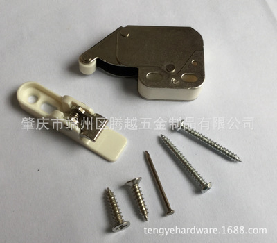 門扣彈簧門扣按彈功能象鼻鎖合金鎖扣免拉手柜門反彈器拍拍鎖