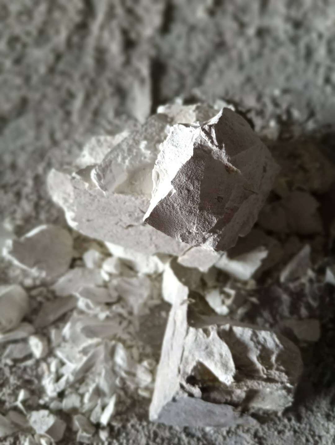 生石灰塊圖片