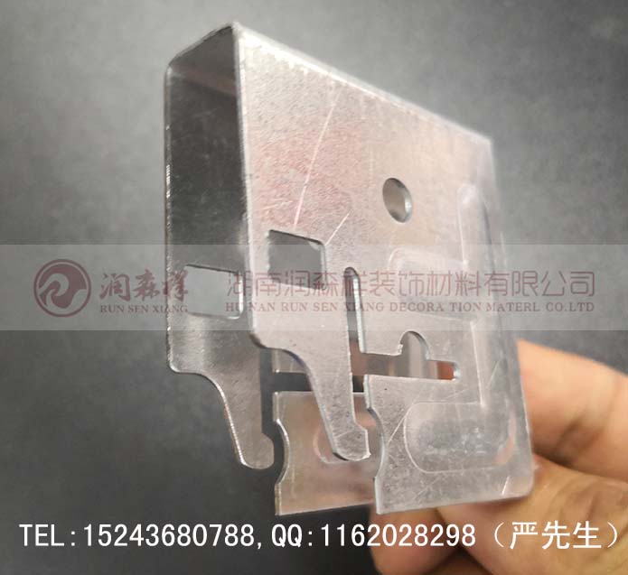 廣州U型鋁板掛件|Z型勾搭龍骨|A字龍骨|廣州C型沖孔龍骨